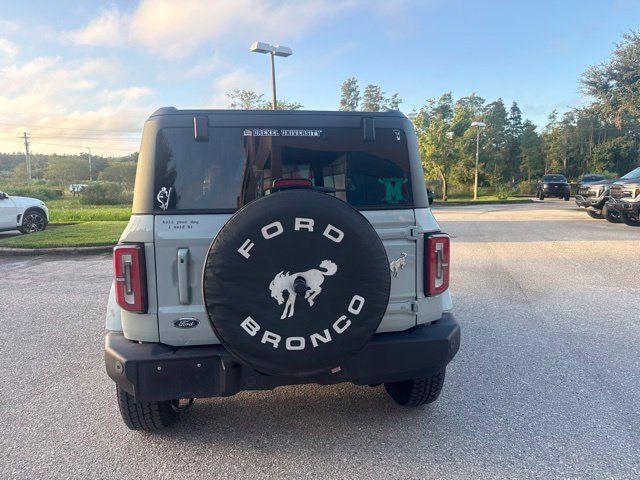 Used 2023 Ford Bronco Outer Banks AWD/4WD image 5