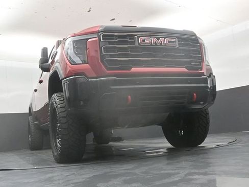 Used 2025 GMC Sierra 2500 AT4X AWD/4WD image 44
