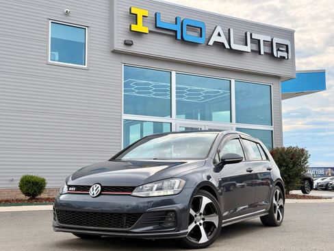 Used 2018 Volkswagen GTI SE FWD image 1
