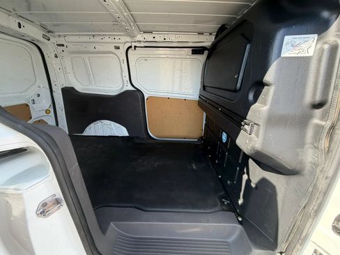 Used 2021 Ford Transit Connect XL FWD image 13