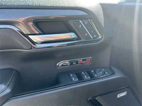 Used 2024 GMC Sierra 1500 AT4 w/ Technology Package image 18