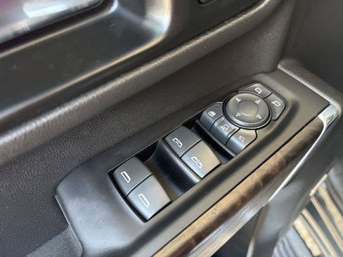 Used 2022 GMC Sierra 2500 Denali AWD/4WD image 24