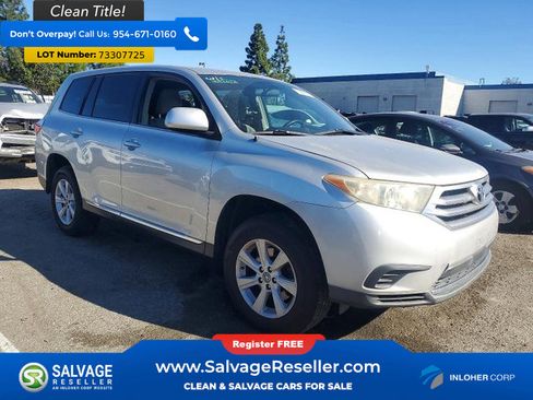 Used 2012 Toyota Highlander FWD image 5