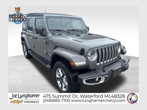 Used 2022 Jeep Wrangler Unlimited Sahara w/ LED Lighting Group AWD/4WD image 1