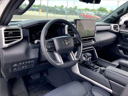 Certified 2025 Toyota Tundra Platinum AWD/4WD image 17
