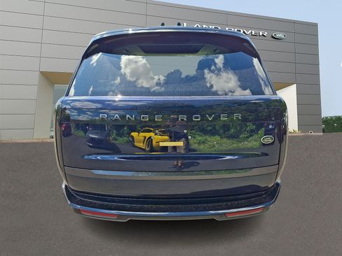 Used 2023 Land Rover Range Rover SE AWD/4WD image 7