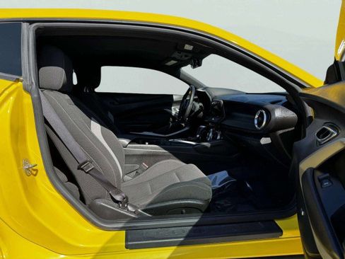 Used 2016 Chevrolet Camaro LT w/ RS Package image 36