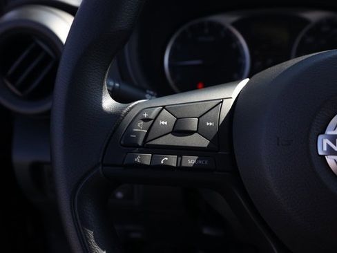 New 2025 Nissan Kicks Play S image 26