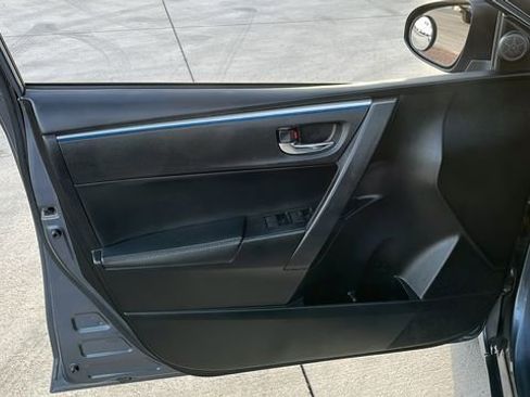 Used 2016 Toyota Corolla S image 5