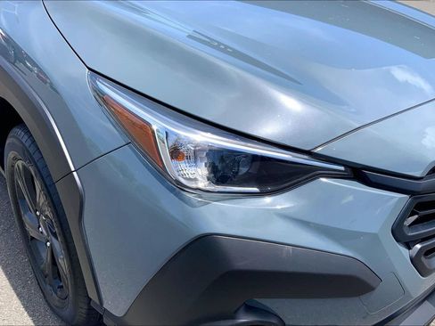 Used 2024 Subaru Crosstrek 2.0i AWD/4WD image 29
