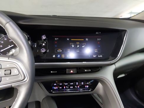 Used 2023 Buick Envision Avenir AWD/4WD image 21