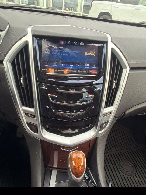 Used 2016 Cadillac SRX Luxury FWD image 5