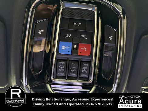 Used 2024 Jeep Grand Cherokee Summit w/ Luxury Tech Group V AWD/4WD image 10