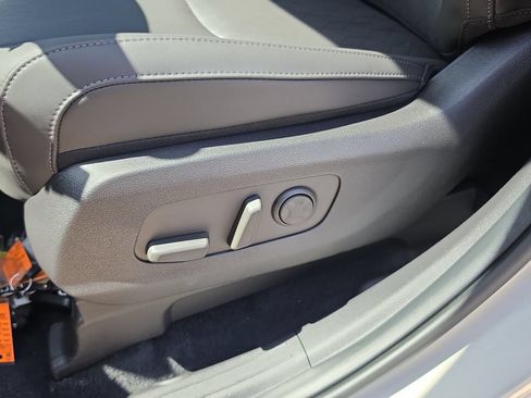 New 2027 Kia Carnival SX w/ Dark Edition Package FWD image 21