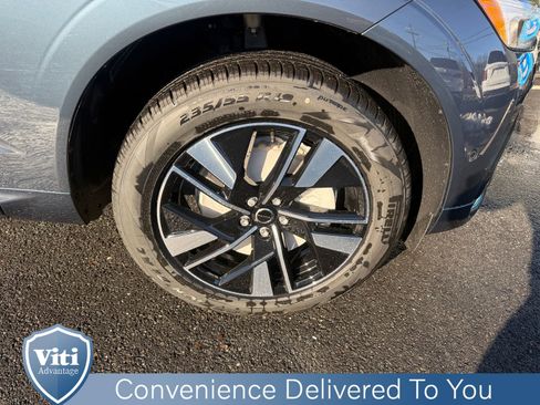 New 2026 Volvo XC60 B5 Plus w/ Protection Package Premier image 10