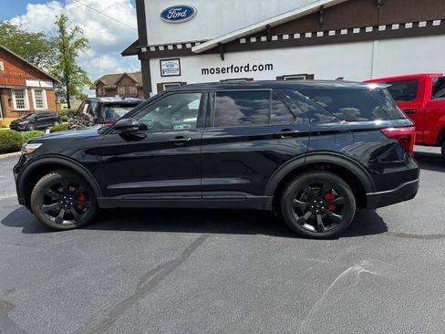 Used 2022 Ford Explorer ST w/ ST Street Pack AWD/4WD image 13
