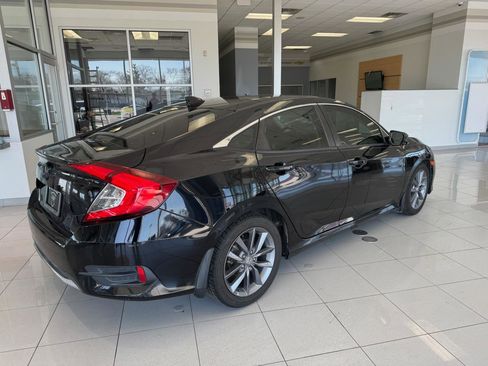 Used 2019 Honda Civic EX image 15