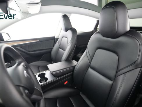 Used 2023 Tesla Model Y Long Range AWD/4WD image 4