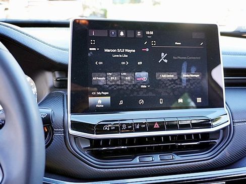 Used 2022 Jeep Compass Altitude image 24