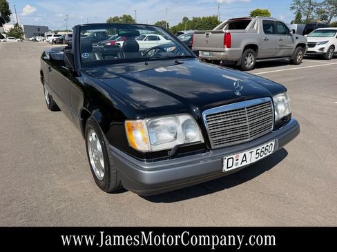 Used 1995 Mercedes-Benz E 320 Convertible image 15