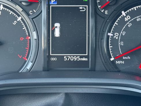 Used 2024 Toyota 4Runner SR5 RWD image 18