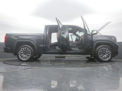 Used 2025 GMC Sierra 1500 Denali Ultimate AWD/4WD image 62