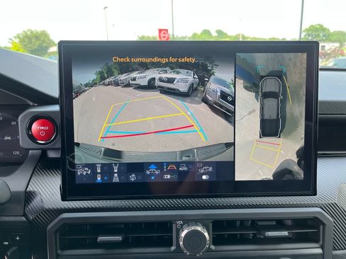 Used 2025 Toyota Tacoma TRD Pro AWD/4WD image 20