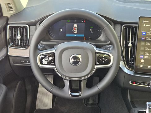 New 2026 Volvo XC90 T8 Ultra w/ Protection Package Premier AWD/4WD image 28