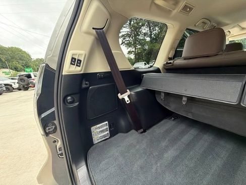 Used 2023 Lexus GX 460 Luxury w/ Accessory Package AWD/4WD image 84