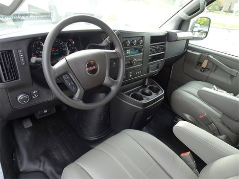New 2025 GMC Savana 2500 w/ Driver Convenience Package image 19