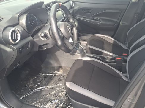 Certified 2025 Nissan Versa S w/ S Plus Package FWD image 9