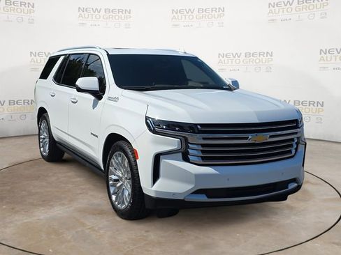 Used 2024 Chevrolet Tahoe High Country AWD/4WD image 7