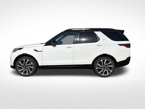Certified 2024 Land Rover Discovery Metropolitan Edition AWD/4WD image 4