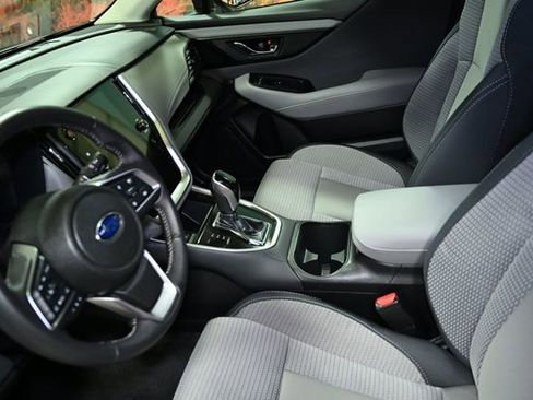 Used 2025 Subaru Outback Premium image 25