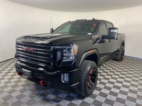 Used 2021 GMC Sierra 2500 AT4 w/ AT4 Premium Plus Package AWD/4WD image 5