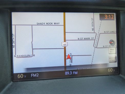 Used 2017 Nissan Armada Platinum w/ Interior Lighting Package image 29