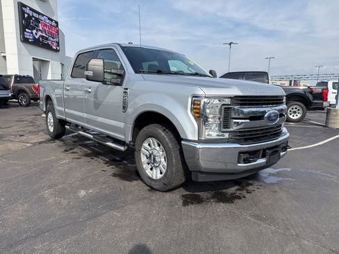 Used 2018 Ford F250 XLT image 3