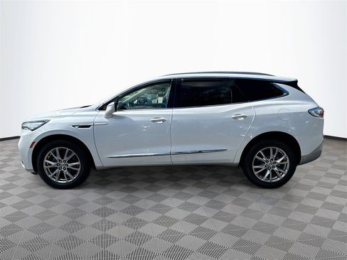 Used 2023 Buick Enclave Essence w/ Experience Buick Package image 9