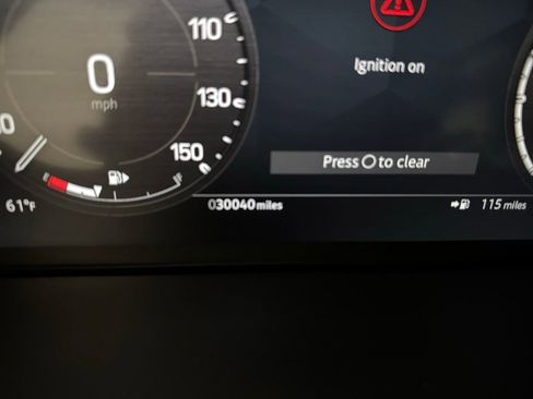 Used 2024 Land Rover Defender 90 S image 18