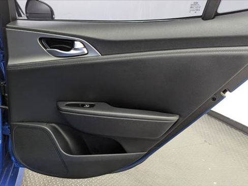 Used 2018 Kia Stinger GT RWD image 19