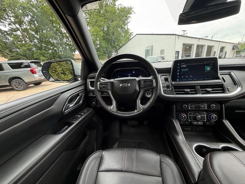 Used 2023 Chevrolet Tahoe RST AWD/4WD image 2