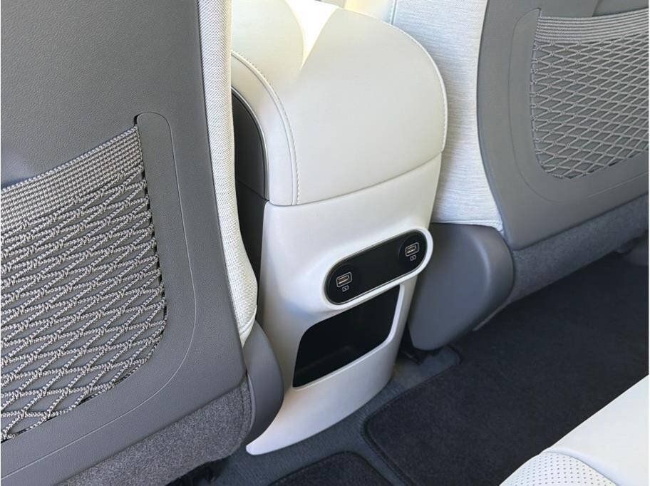 Used 2022 Hyundai Ioniq 5 SEL RWD image 19
