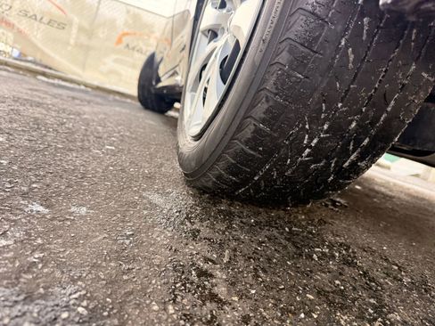 Used 2024 Toyota Corolla LE image 39