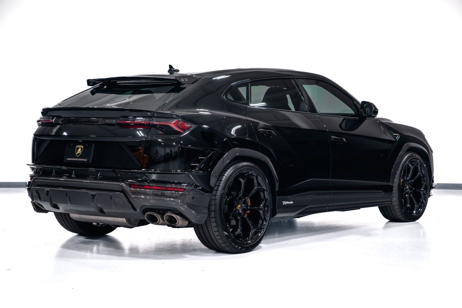 Used 2024 Lamborghini Urus Performante AWD/4WD image 7
