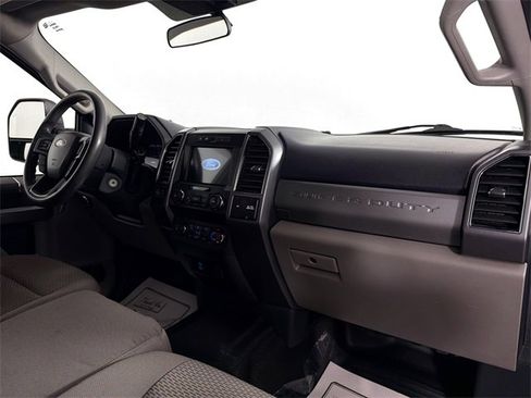 Used 2022 Ford F250 XLT image 25