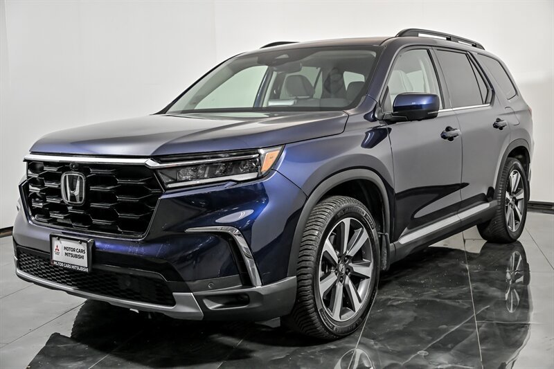 Used 2023 Honda Pilot Elite image 5