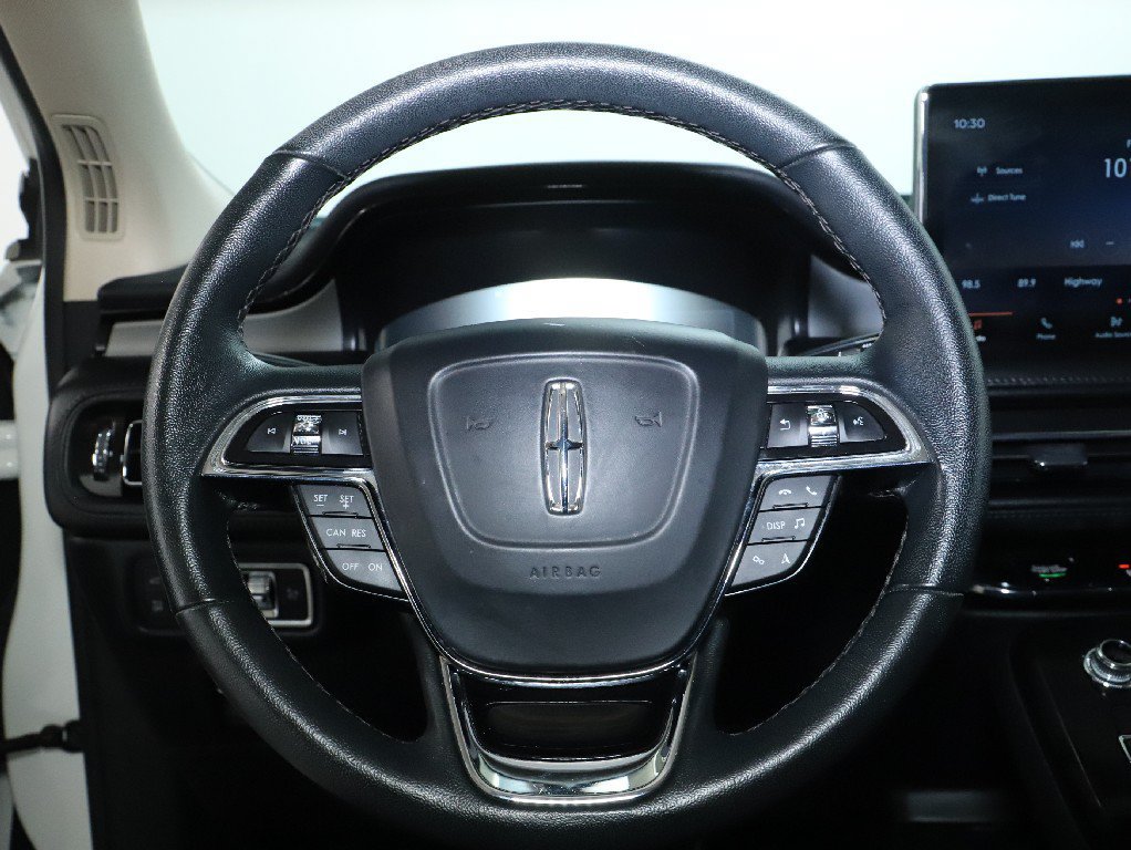 Used 2022 Lincoln Nautilus FWD image 22