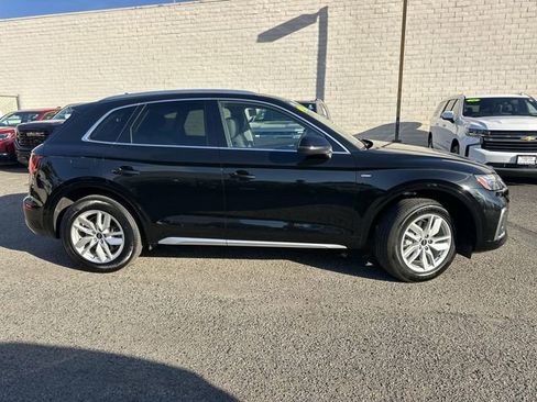 Used 2023 Audi Q5 2.0T Premium image 3