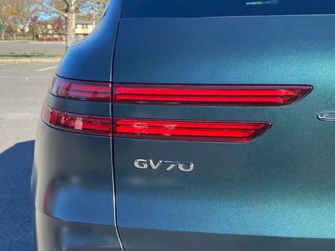 Used 2023 Genesis GV70 2.5T Sport Prestige w/ Sport Prestige Package image 15