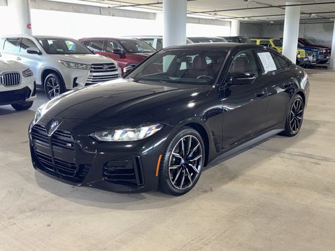 Used 2025 BMW M440i RWD image 4